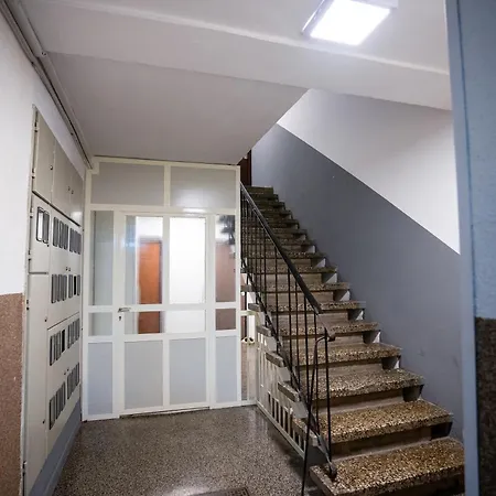 Greenview Apartment *