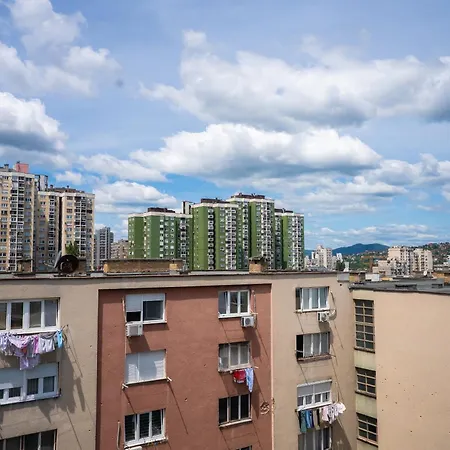 Greenview Apartment